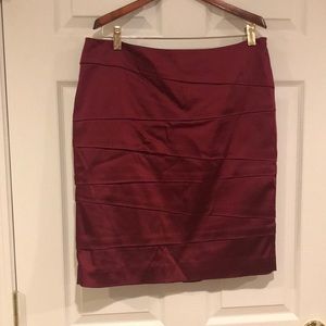 Wine red pleated White House Black Market pencil skirt